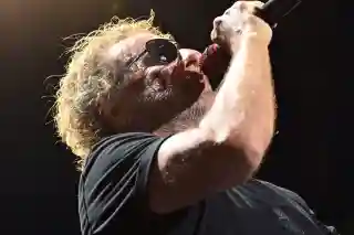 Sammy Hagar raportează daune la clubul Cabo Wabo în urma unei furtuni tropicale