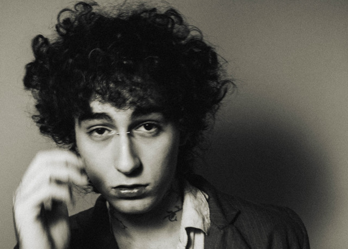 Lua Dultra lansează albumul de debut solo „Eternamente”