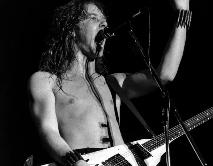 James Hetfield, despre perioada în care a fost nevoit să părăsească locuința familiei