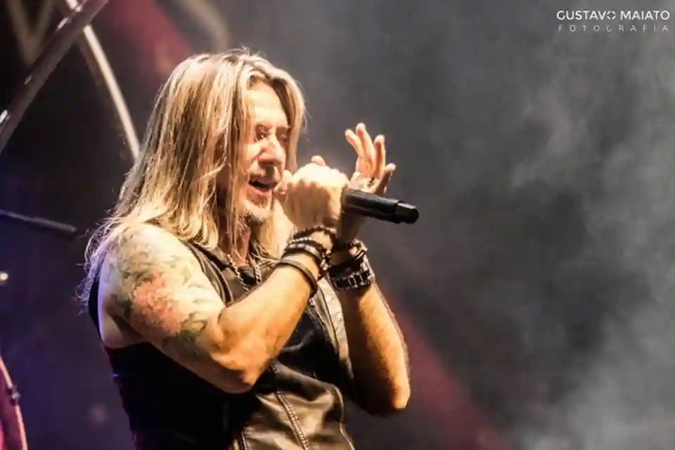 Edu Falaschi povestește despre audiția pentru Iron Maiden din anii '90