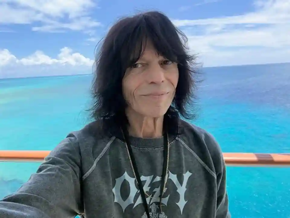 Rudy Sarzo explică de ce rivalitatea dintre Randy Rhoads și Eddie Van Halen este un mit