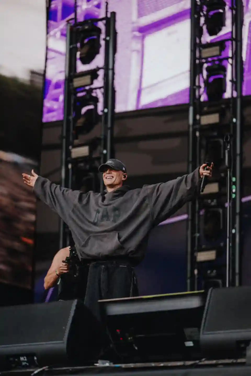 Ren a susținut un concert memorabil la festivalul All Points East