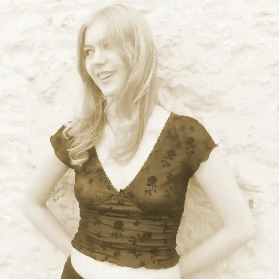 Lily Madison lansează noul single „This Is It”