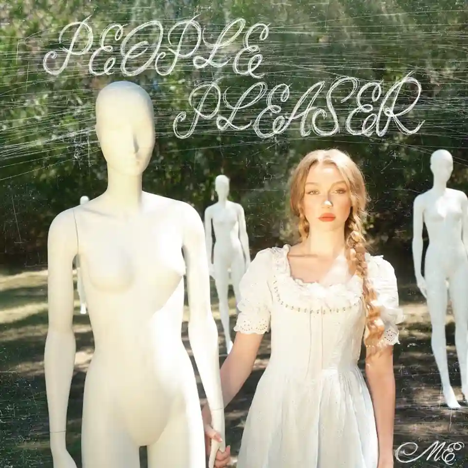 Mollie Elizabeth lansează EP-ul „People Pleaser” pe 30 octombrie