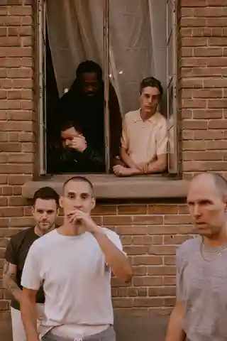 Bleachers lansează noul single „Blood Brothers”