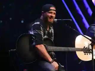 Analiză asupra repertoriului muzical al artistului Brantley Gilbert