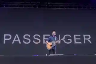 Passenger lansează noul single „Ghosts”