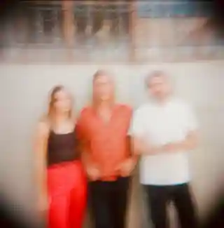 The Spyrals lansează single-ul „Cold Black Leather”
