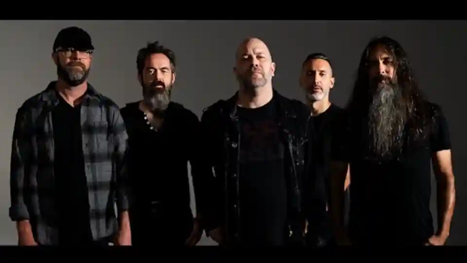 Trupa Finger Eleven lansează ediția aniversară a albumului „Last Night On Earth”