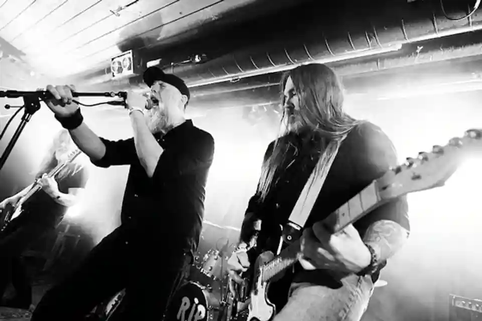 Trupa Avrak lansează albumul de debut prin Peaceville Records