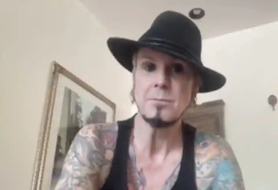 John 5 discută despre trupele sale preferate