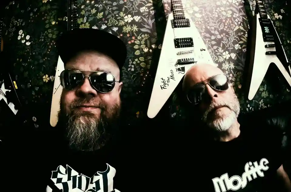 HÄ/DA a lansat albumul de debut „Electric Knights of Eternal Rock Fury”