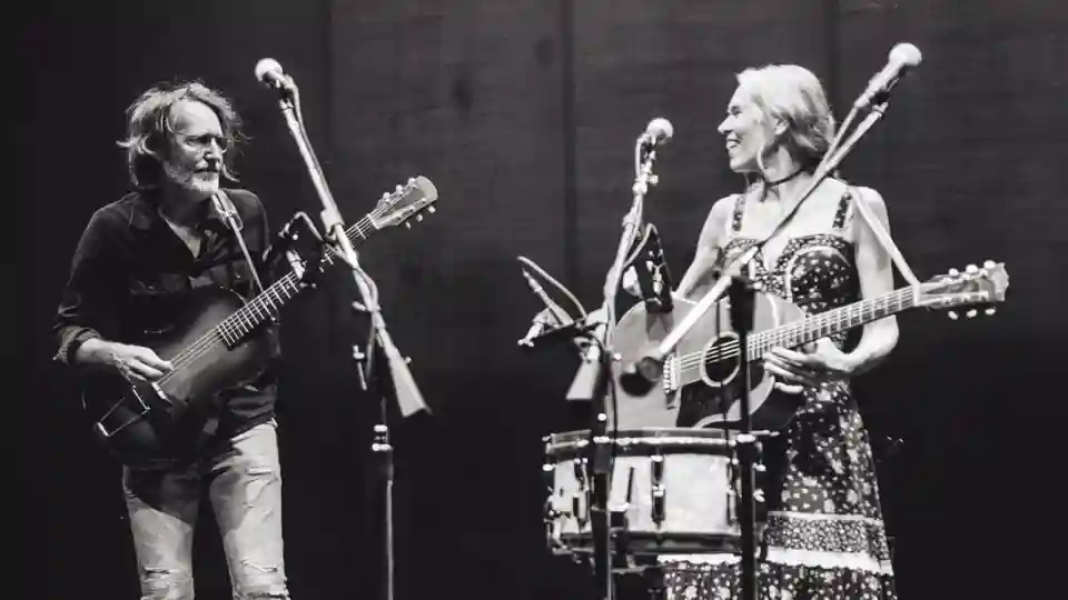 Gillian Welch și David Rawlings suplimentează turneul „Acoustic Reckoning”