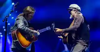 Billy Strings a sărbătorit ziua de naștere alături de Les Claypool la Oakland