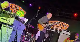 John Scofield a început turneul Electrospective alături de un cvartet de elită