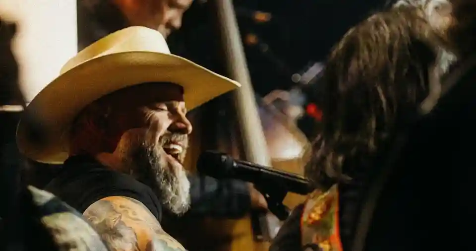 Zac Brown Band a interpretat piesa „Time in a Bottle” la Minneapolis