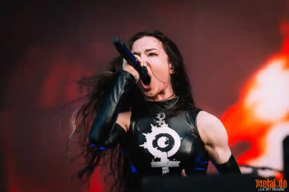 Galerie foto: Arch Enemy la festivalul Wacken Open Air 2026