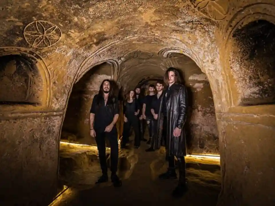 Intersidera lansează noul single „Lapse”