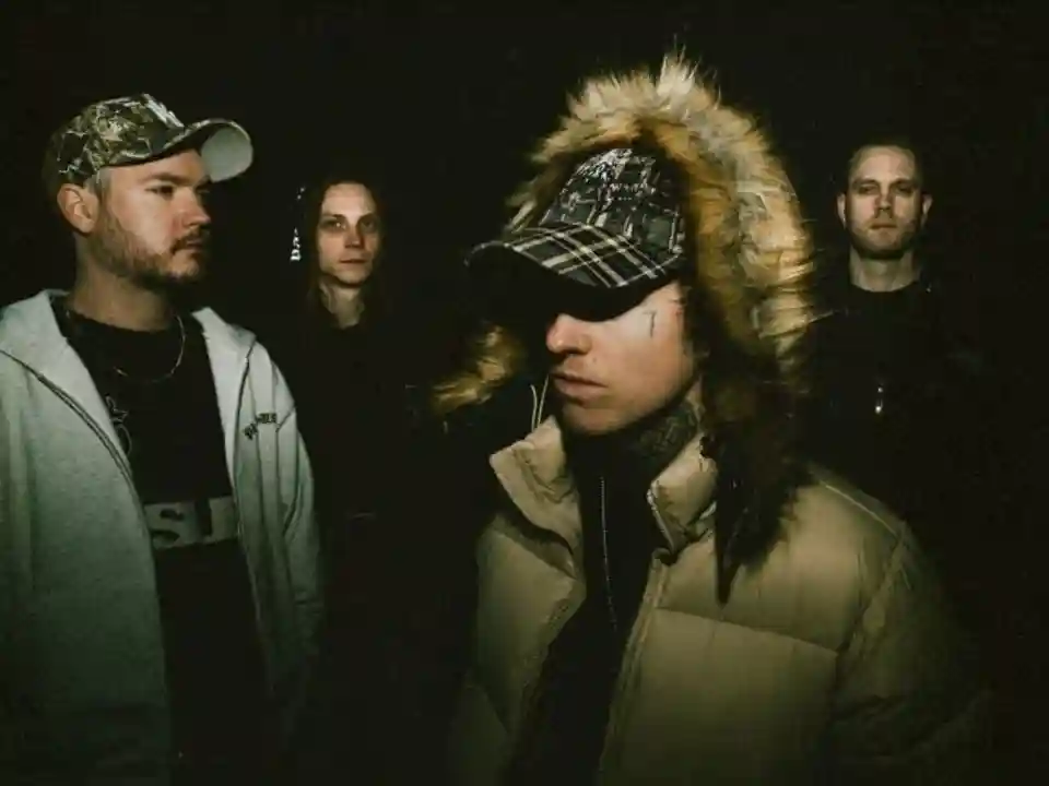 Thrown lansează noul single intitulat „Critic”