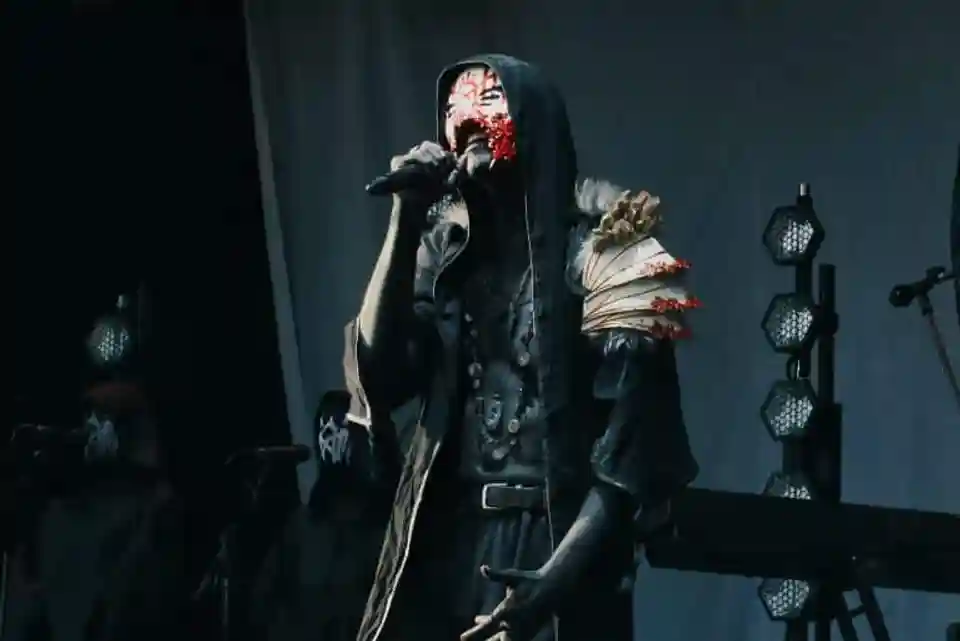 Zece trupe metal dificil de încadrat într-un singur gen muzical