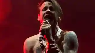 Caleb Shomo (Beartooth) despre reacțiile homofobe primite după coming out