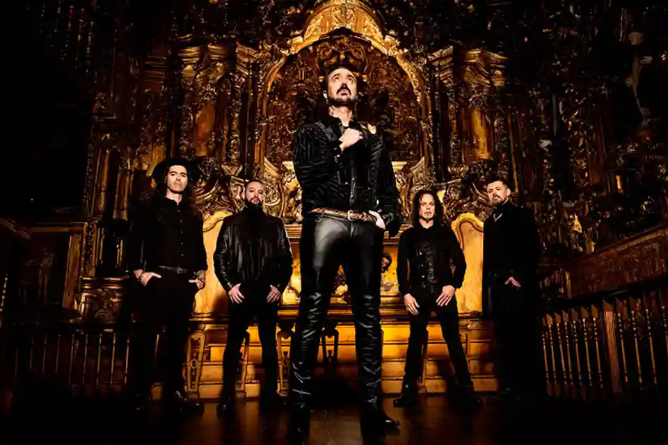 Moonspell revin în România în cadrul turneului aniversar „God Is A Vampire Tour”
