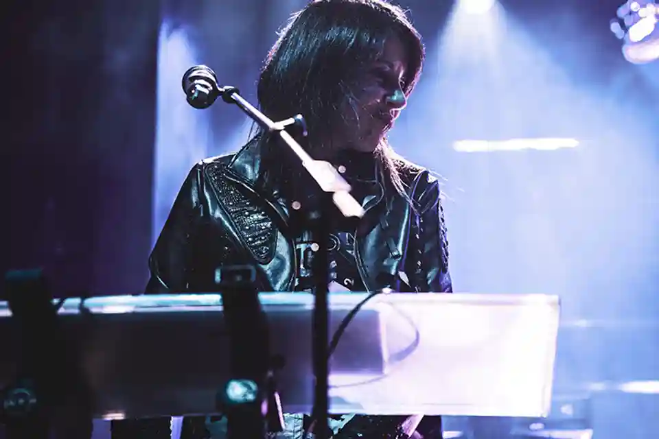 Dorian încheie turneul cu un concert memorabil în sala Apolo