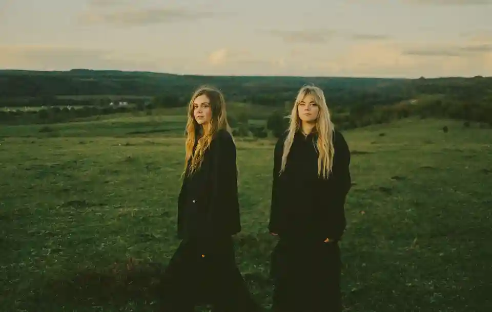 First Aid Kit anunță turneul „Visions Of The Past” în Regatul Unit și Irlanda pentru 2027