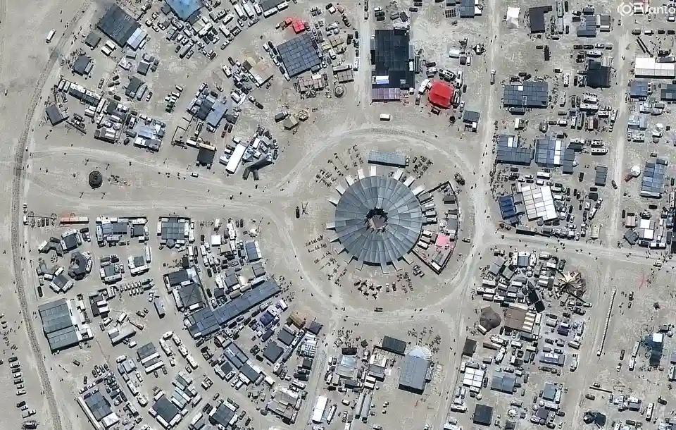 Două decese raportate la ediția din 2026 a festivalului Burning Man