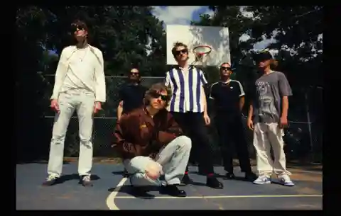 Cage The Elephant