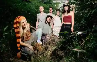Trupa Grumpy explorează teme legate de identitate pe noul album, „Unfindable Ring”