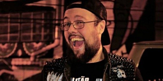 Sebastian Moreno, un colecționar pasionat de viniluri metal și hardcore