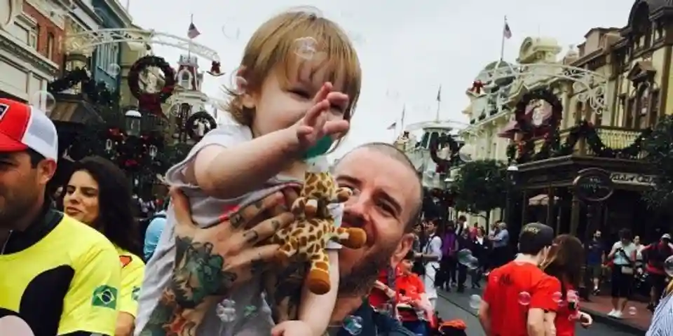 Interviu cu Conor, fondatorul platformei Modern Day Dads