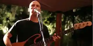 Interviu cu basistul Joe Lally: Despre Fugazi, The Messthetics și Coriky