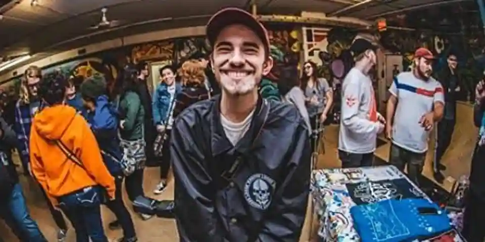 Fotograful Kyle Bergfors despre experiența sa în scena muzicală underground