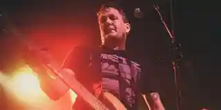 Interviu cu basistul Todd Bell despre experiența sa în trupele Braid și Hey Mercedes