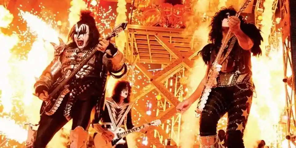 KISS lansează înregistrarea concertului KISS Rocks Vegas