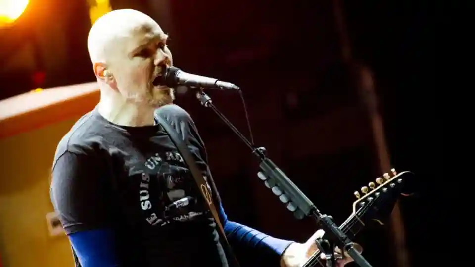 Billy Corgan (Smashing Pumpkins) critică abordarea publicației Pitchfork față de rock