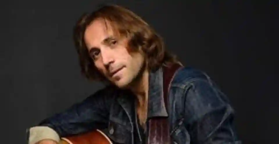 Alessio Creatura lansează albumul „Libero dalle cose”