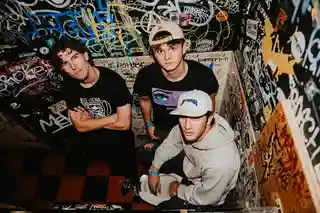 Trupa Full Throttle lansează noul single „Generation Of Tomorrow”