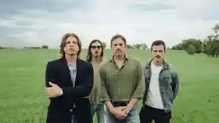 Kings of Leon lansează single-ul „Cold Blue Dawn” și anunță noul album „O My Beloved”