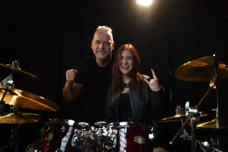 Nikoleta Šurinová despre evoluția sa muzicală și proiectul Lady Colors Rock Orchestra
