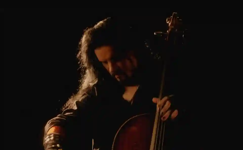 Apocalyptica colaborează cu Kalandra pentru piesa „Upperhand”