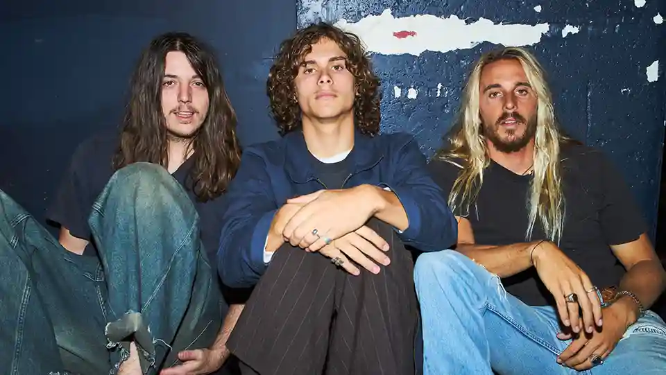 Headsend lansează EP-ul A Delicate Balance și concertează în Barcelona