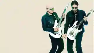 Joe Satriani și Steve Vai lansează primul album comun sub numele SATCHVAI