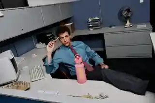 Role Model lansează o colecție de recipiente în colaborare cu Hydro Flask