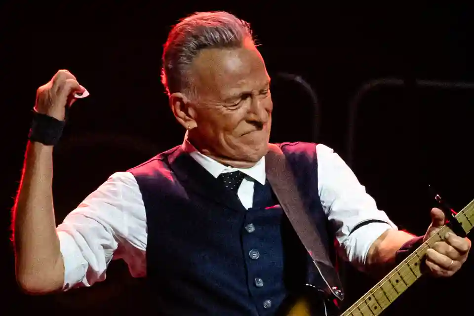 Bruce Springsteen lansează filmul concertului „Land of Hope and Dreams”