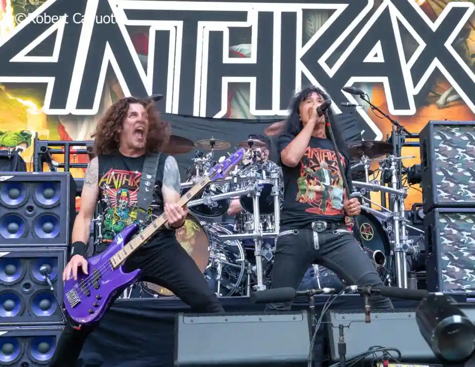 Anthrax a concertat în deschiderea Iron Maiden pe Sports Illustrated Stadium