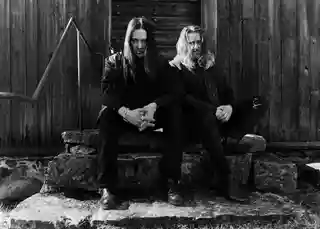 Jyrki 69 și Pekko Käppi extind turneul de concerte bisericești și lansează un videoclip