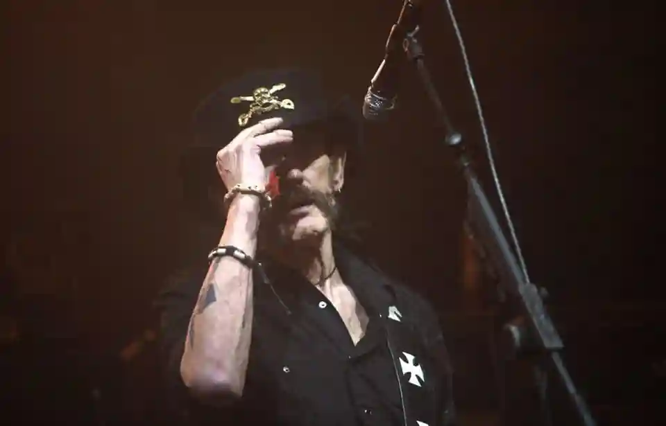Ricky Warwick își amintește o întâlnire memorabilă cu Lemmy Kilmister